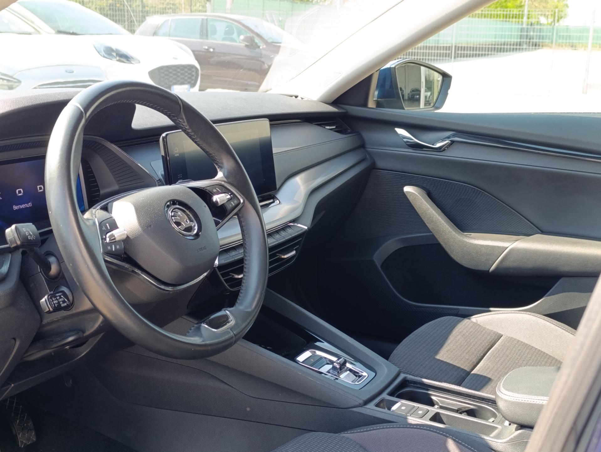 Skoda Octavia Wagon 2.0 tdi evo Executive 115cv dsg a Verona - Bercar srl Dettaglio auto usata Skoda Octavia Wagon 2.0 tdi evo Executive 115cv dsg a Verona presso Bercar srl