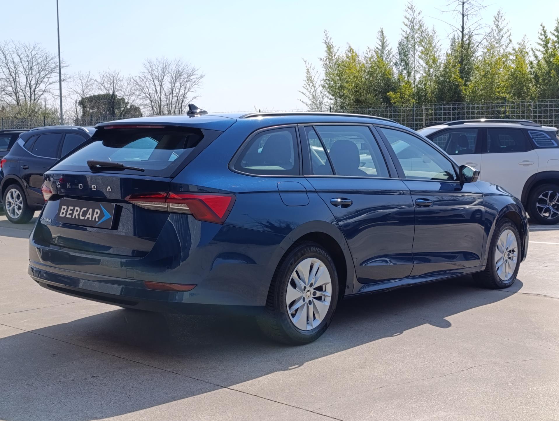 Skoda Octavia Wagon 2.0 tdi evo Executive 115cv dsg a Verona - Bercar srl Dettaglio auto usata Skoda Octavia Wagon 2.0 tdi evo Executive 115cv dsg a Verona presso Bercar srl