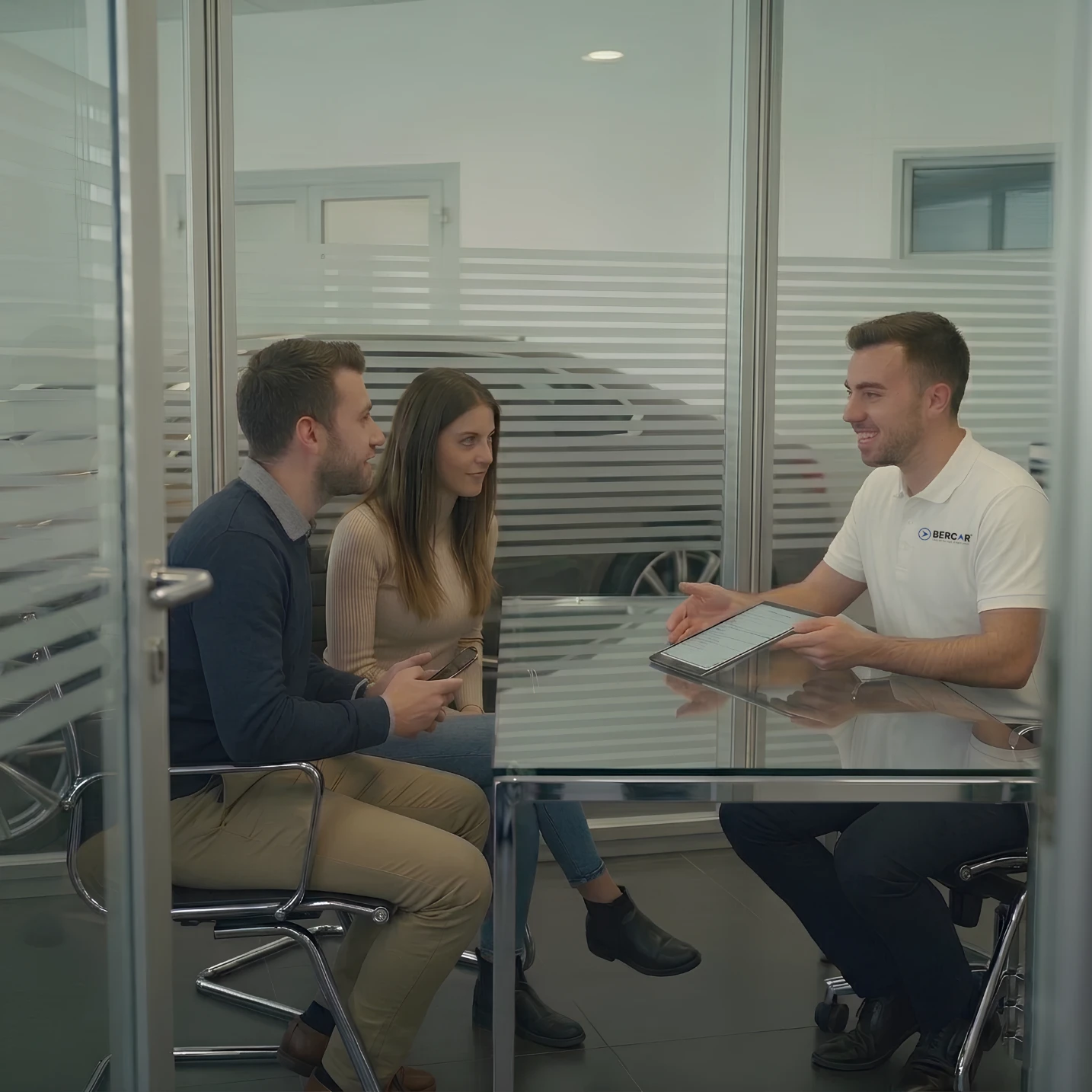 consulente di vendita per finanziamenti auto personalizzati da Bercar srl a verona