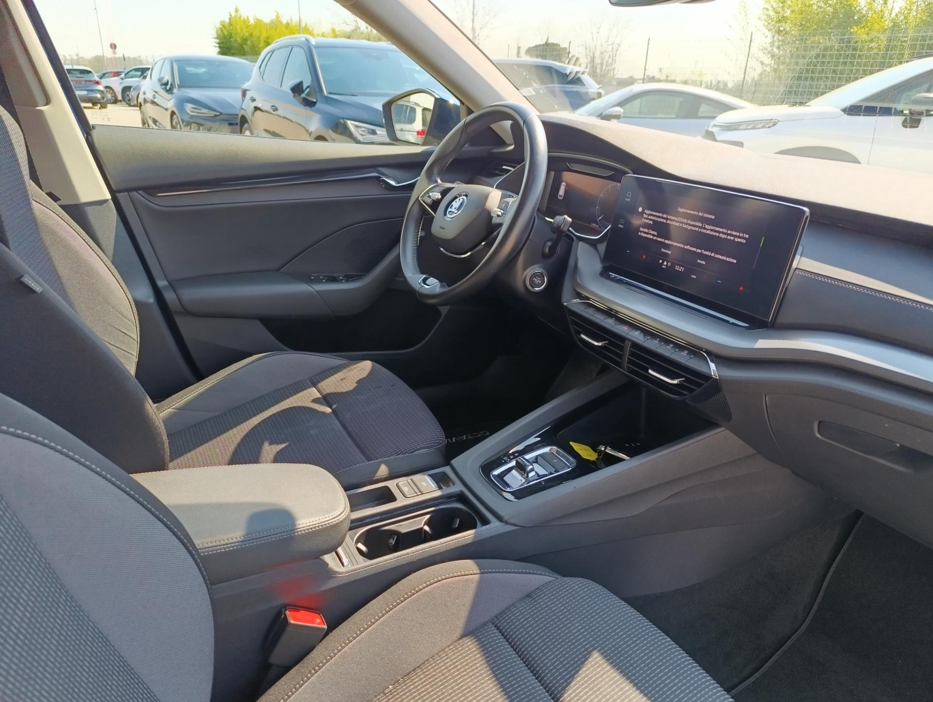 Skoda Octavia Wagon 2.0 tdi evo Executive 115cv dsg a Verona - Bercar srl Dettaglio auto usata Skoda Octavia Wagon 2.0 tdi evo Executive 115cv dsg a Verona presso Bercar srl